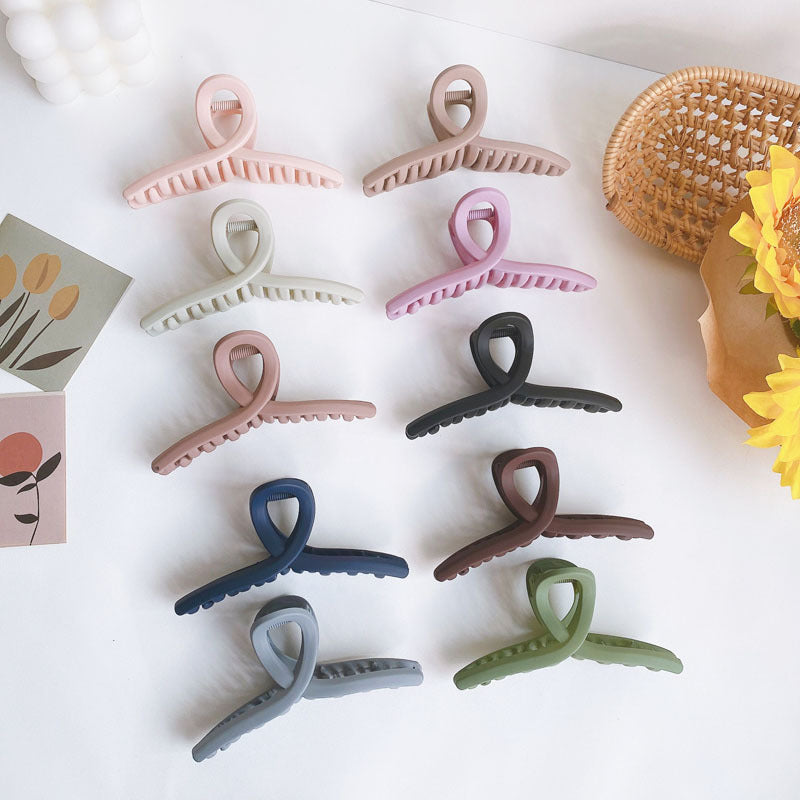 Gentle Aesthetic Cross Hair Claw Clip for Updos