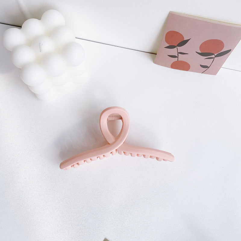 Gentle Aesthetic Cross Hair Claw Clip for Updos