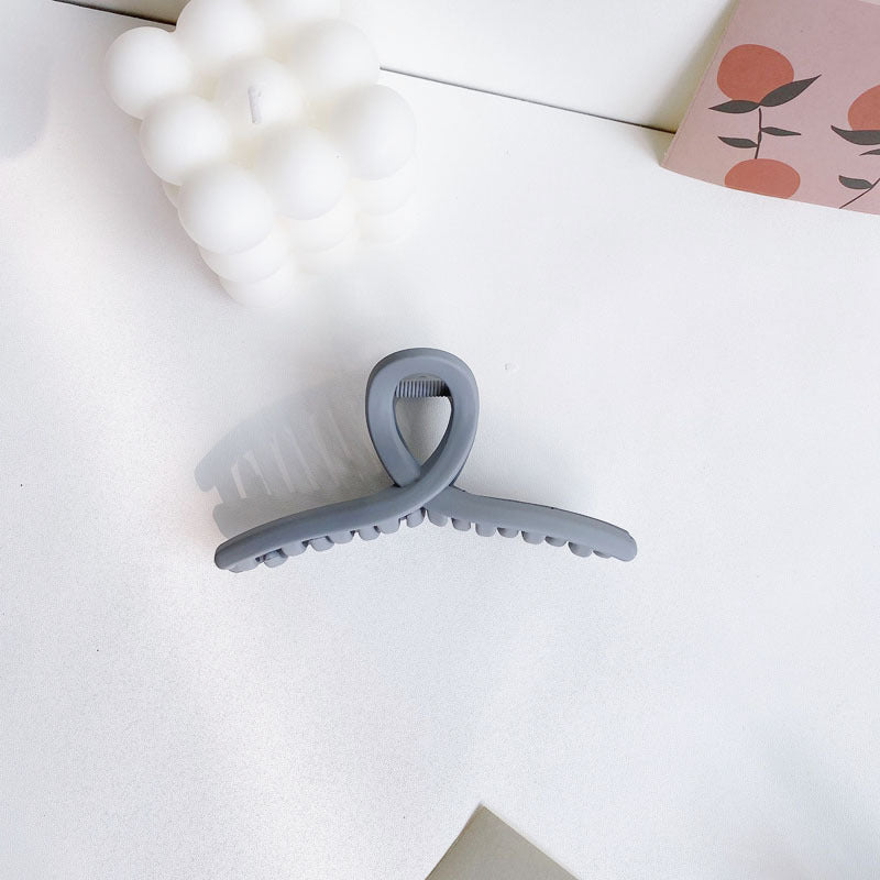 Gentle Aesthetic Cross Hair Claw Clip for Updos