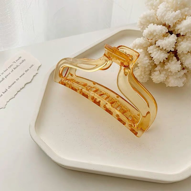 Gentle Aesthetic Cross Hair Claw Clip for Updos