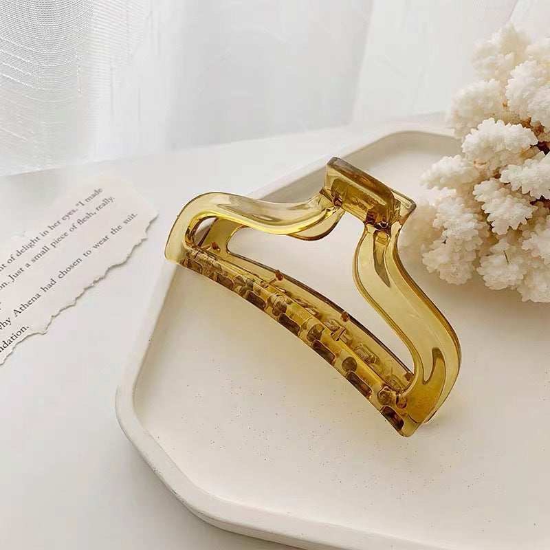 Gentle Aesthetic Cross Hair Claw Clip for Updos