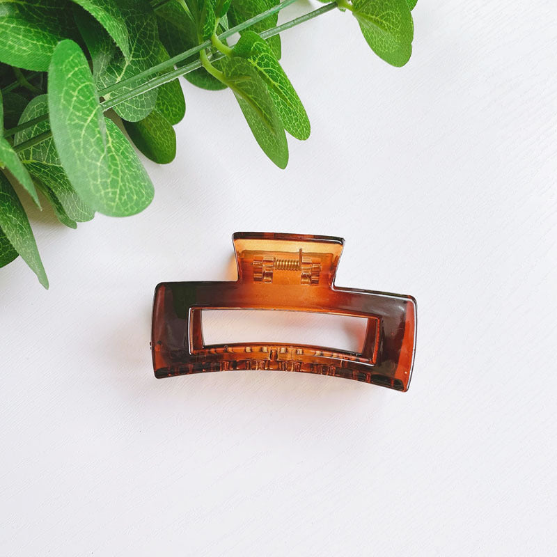 Gentle Aesthetic Cross Hair Claw Clip for Updos